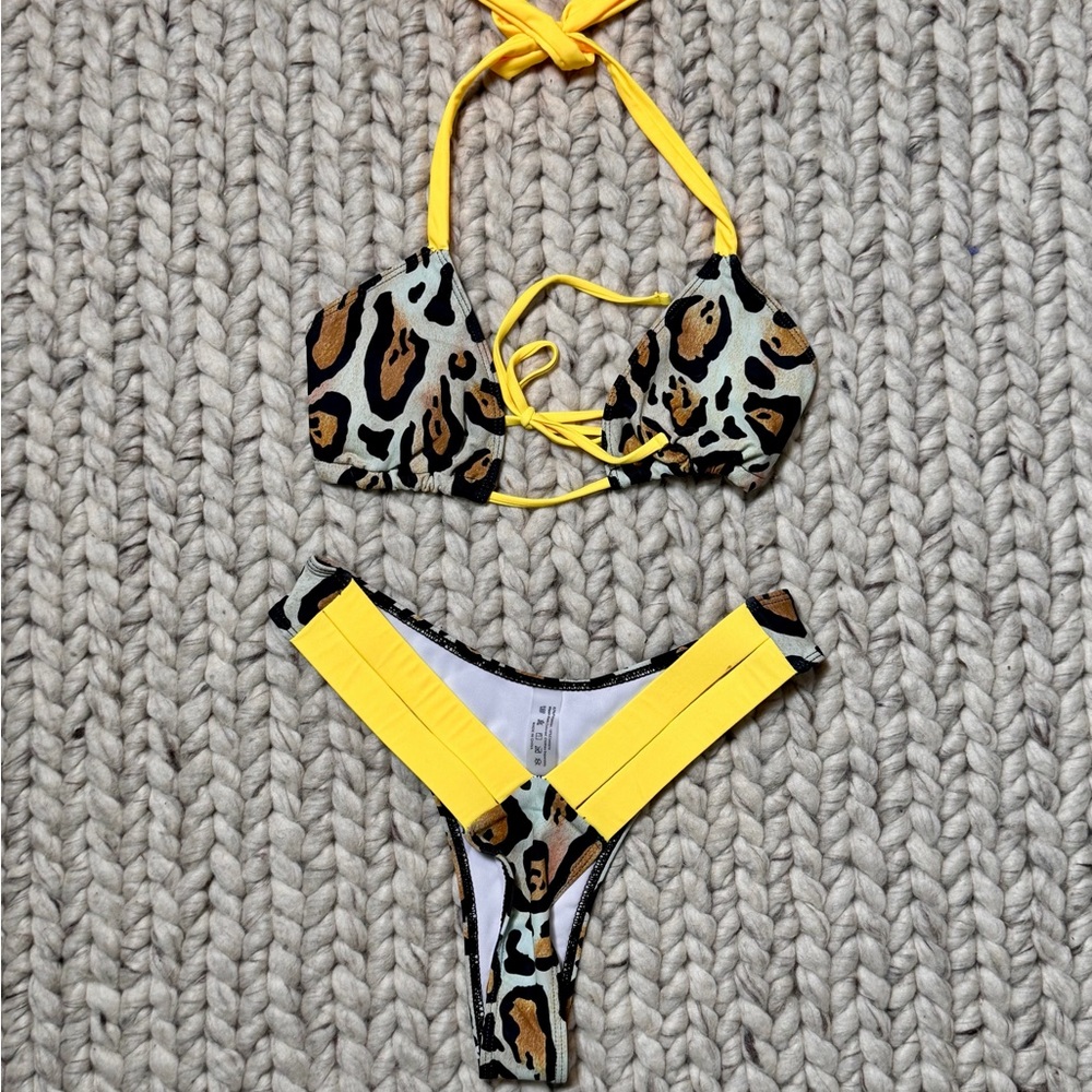 BRAZILIAN BIKINI SHOP-BIKINI Yellow & Leopard Print Two-Piece Bikini